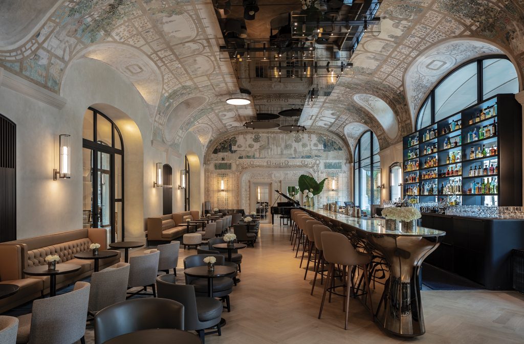 Paris's Grand Hotel Bars